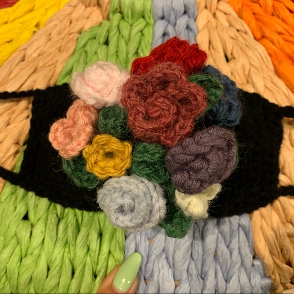 Crochet Frida Face Mask  😷 - Picture 5 of 6